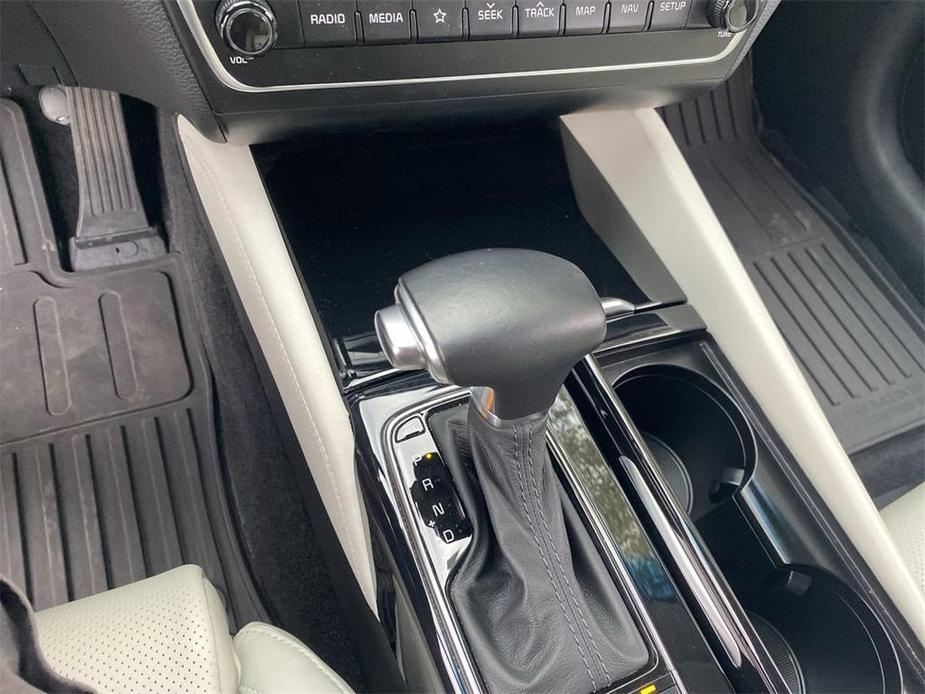used 2019 Kia Cadenza car, priced at $29,065