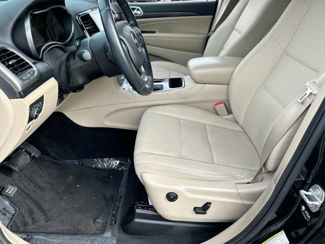 used 2022 Jeep Grand Cherokee car, priced at $24,190