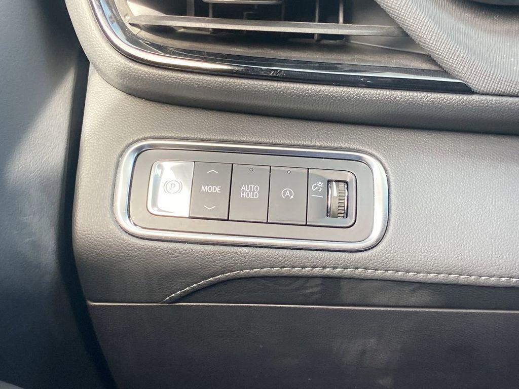 used 2025 Buick Enclave car, priced at $36,379