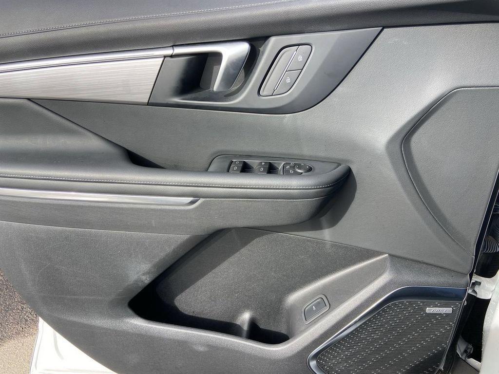 used 2025 Buick Enclave car, priced at $36,379