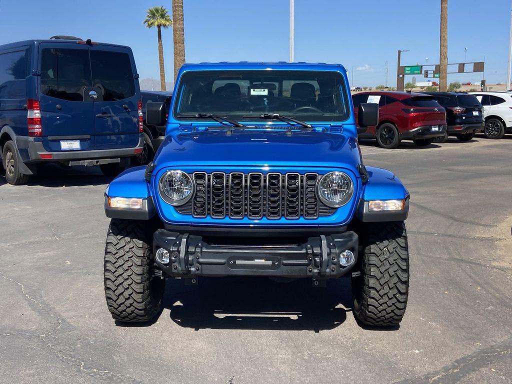 used 2025 Jeep Gladiator car, priced at $38,200