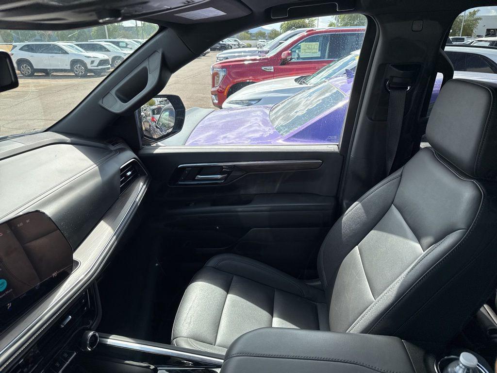 used 2025 Chevrolet Suburban car, priced at $64,500