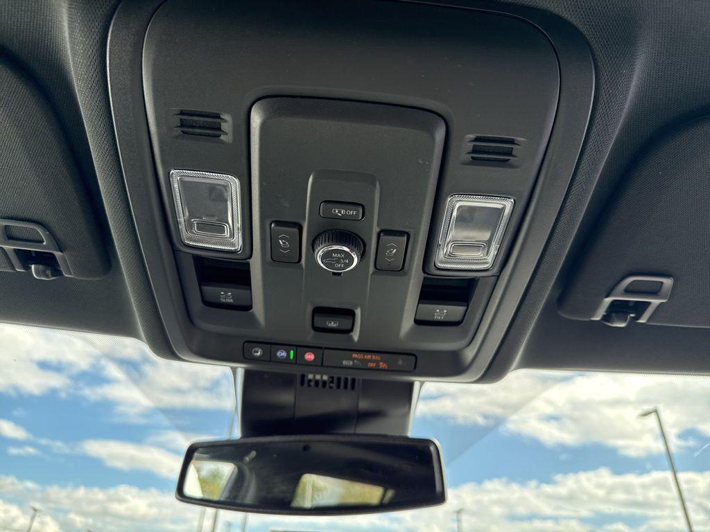 used 2025 Chevrolet Suburban car, priced at $64,500