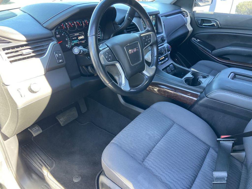 used 2020 GMC Yukon XL car, priced at $30,990