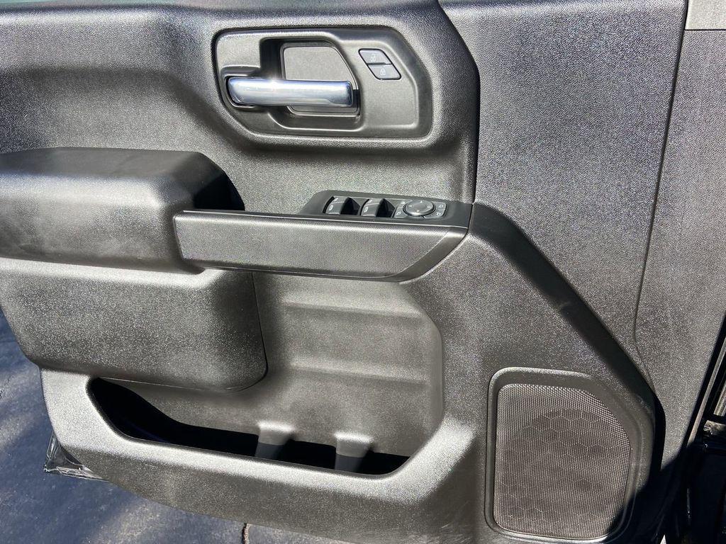 used 2024 Chevrolet Silverado 2500 car, priced at $50,900