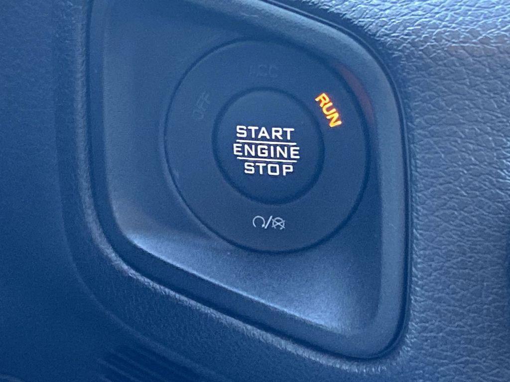 used 2025 Jeep Gladiator car, priced at $41,500