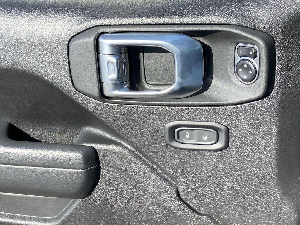 used 2025 Jeep Gladiator car, priced at $41,500