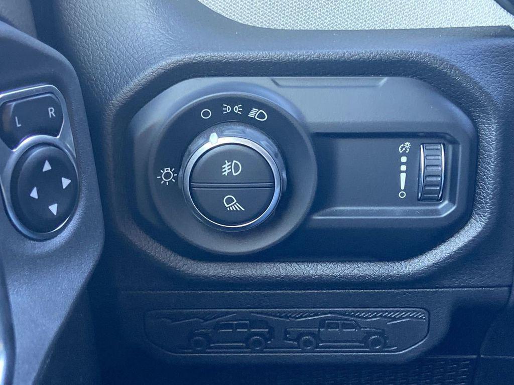 used 2025 Jeep Gladiator car, priced at $41,500