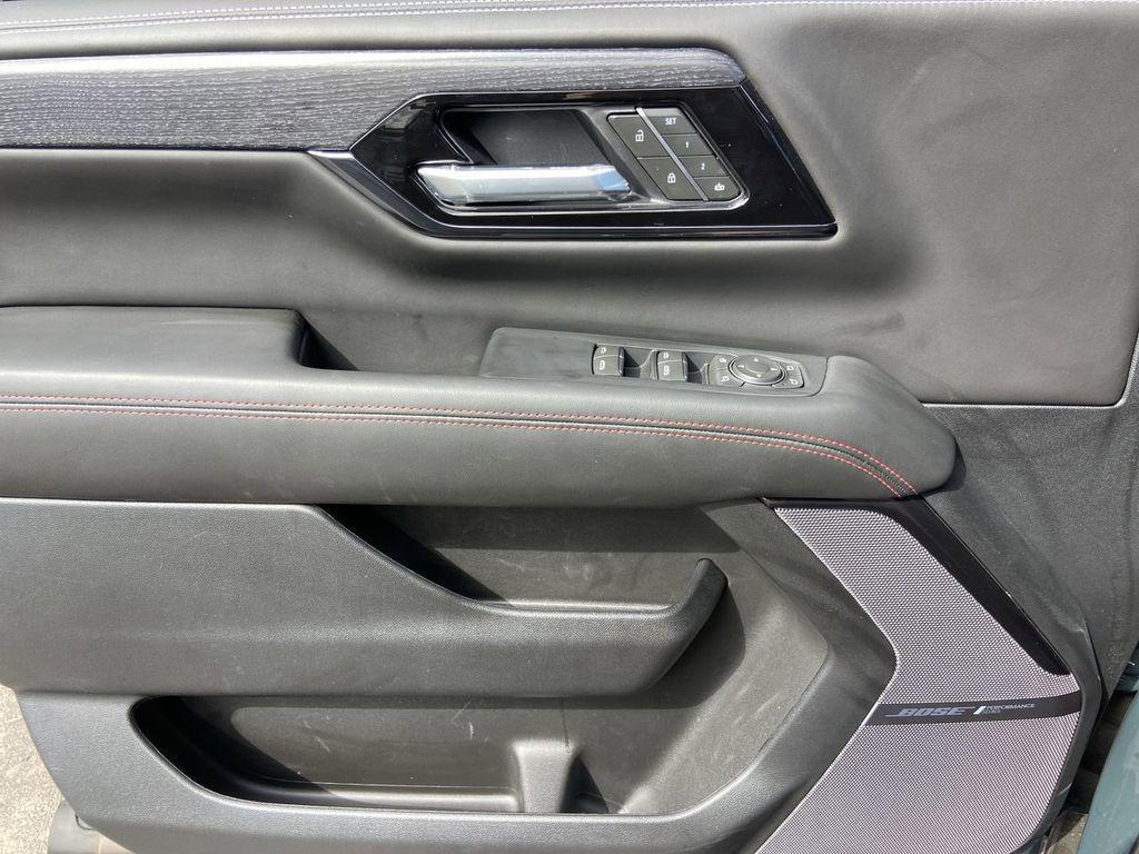 used 2025 GMC Yukon car, priced at $96,500