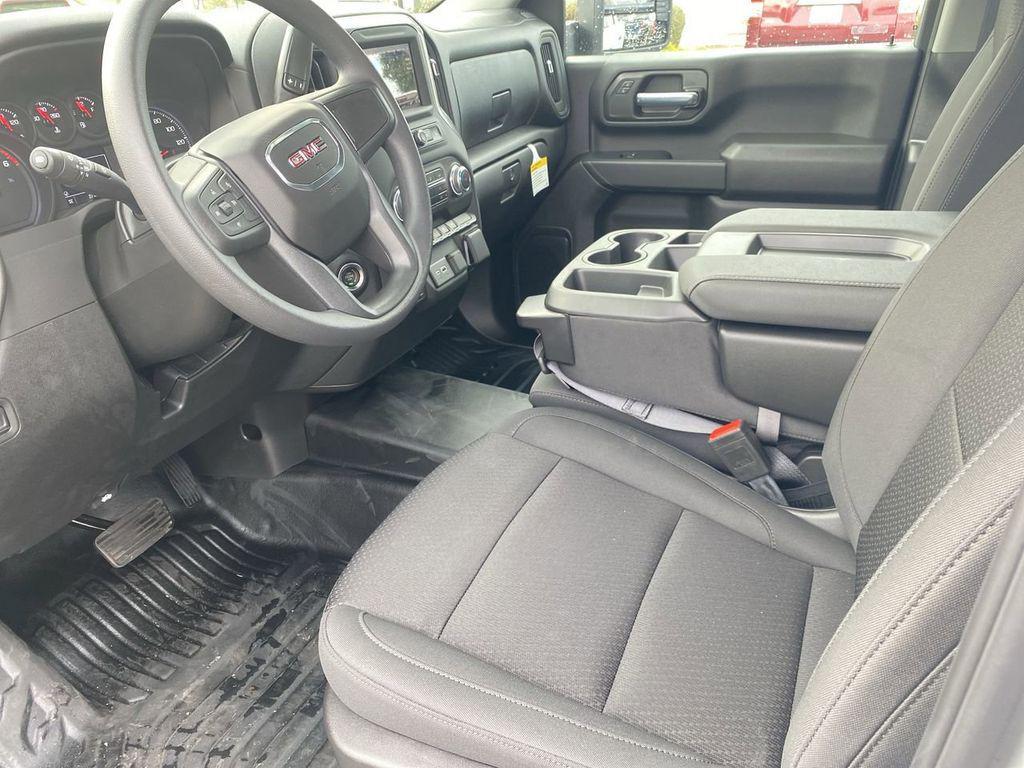 used 2024 GMC Sierra 2500 car, priced at $40,996