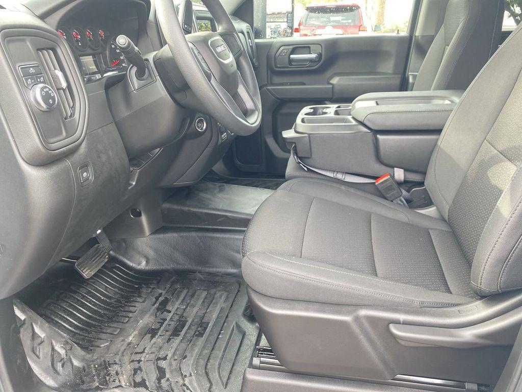 used 2024 GMC Sierra 2500 car, priced at $40,996