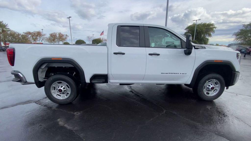 used 2024 GMC Sierra 2500 car, priced at $40,996