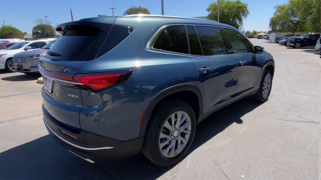 used 2025 Buick Enclave car, priced at $38,888