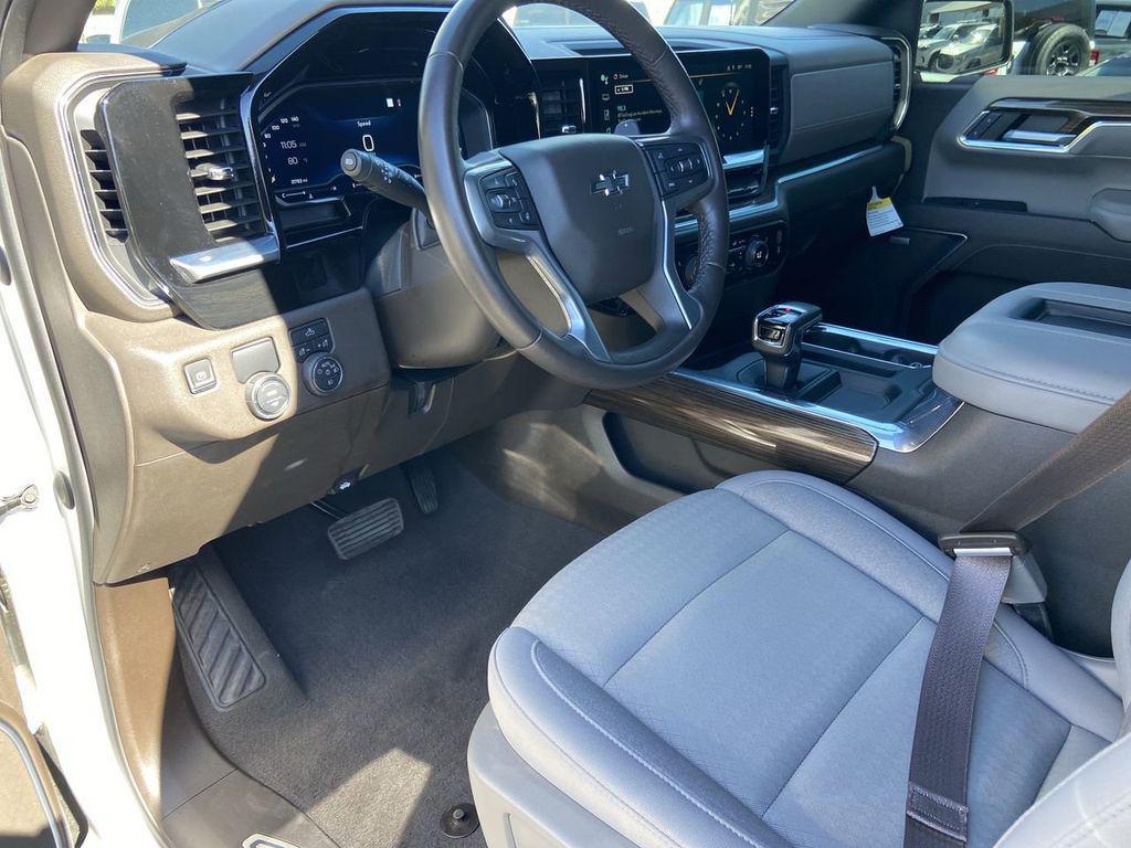 used 2022 Chevrolet Silverado 1500 car, priced at $38,996