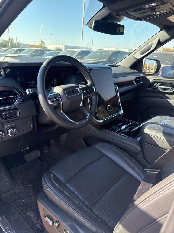 used 2025 GMC Yukon car, priced at $69,900
