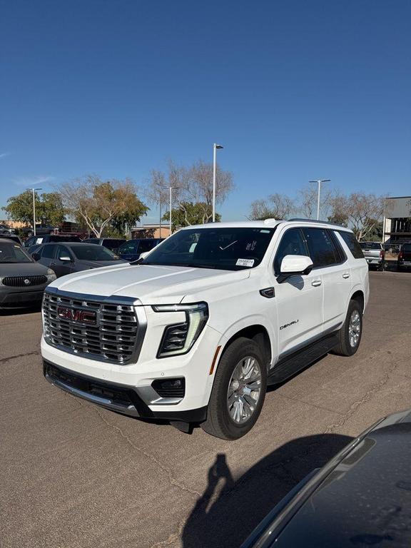 used 2025 GMC Yukon car, priced at $69,900