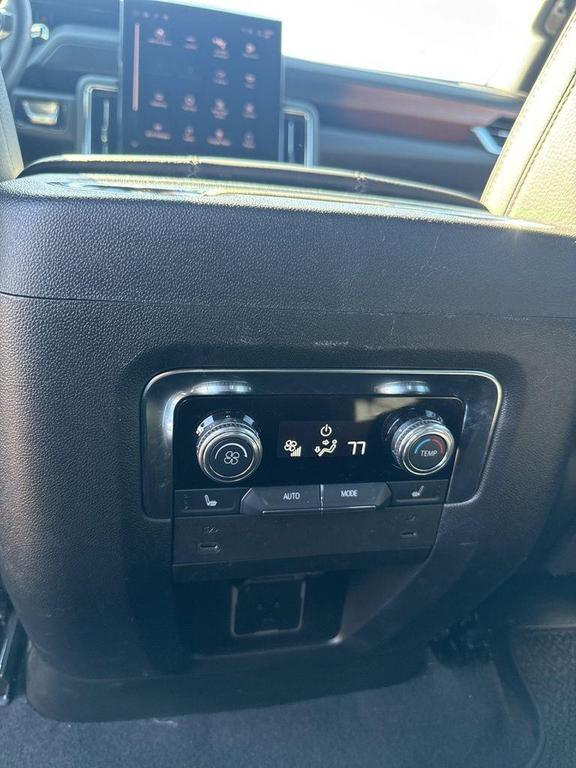 used 2025 GMC Yukon car, priced at $69,900