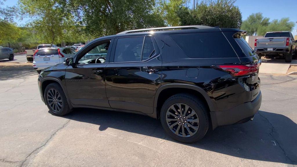 used 2023 Chevrolet Traverse car, priced at $31,286