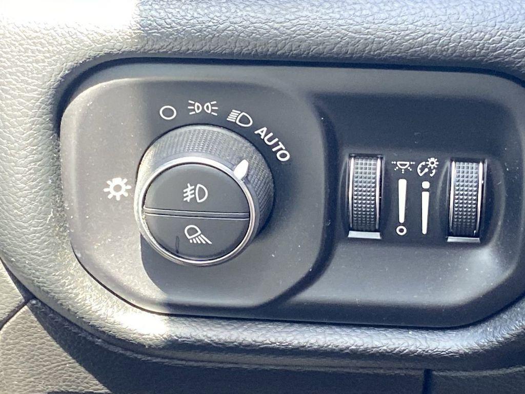 used 2022 Ram 1500 car, priced at $31,800