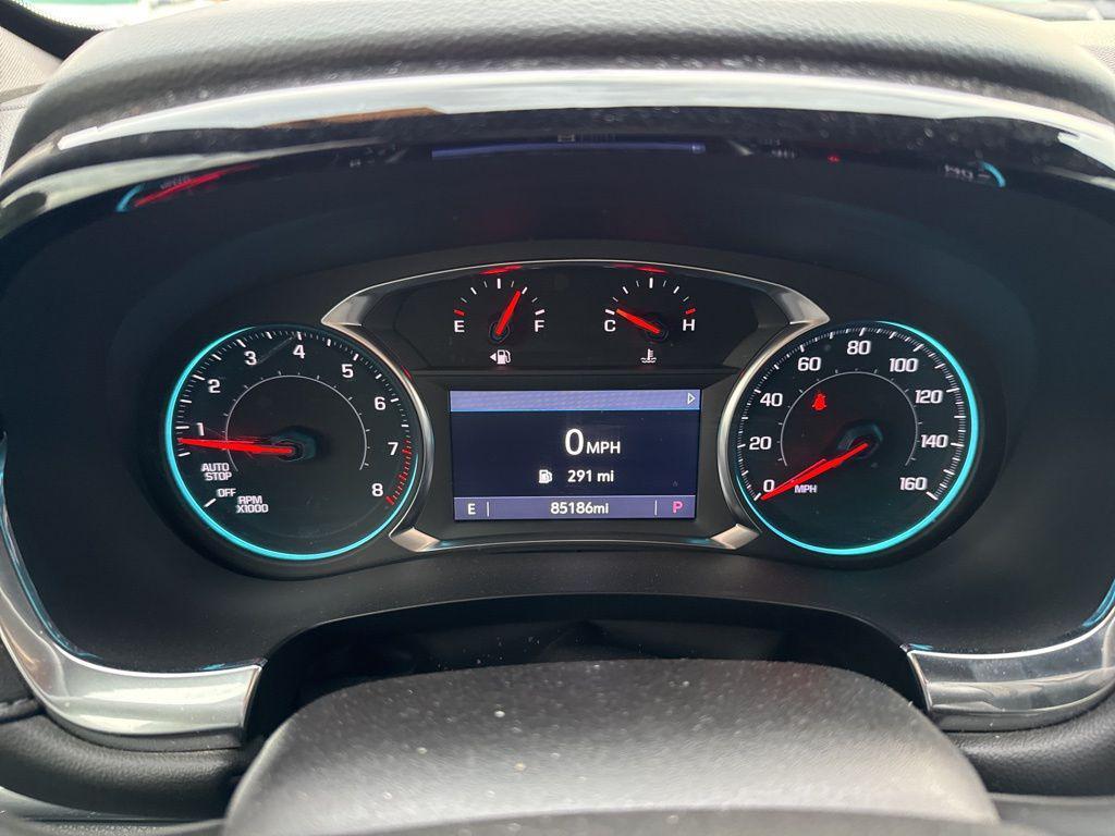 used 2023 Chevrolet Traverse car, priced at $22,368