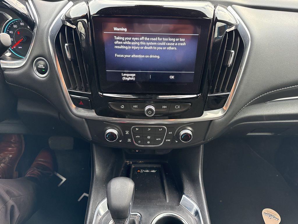 used 2023 Chevrolet Traverse car, priced at $22,368