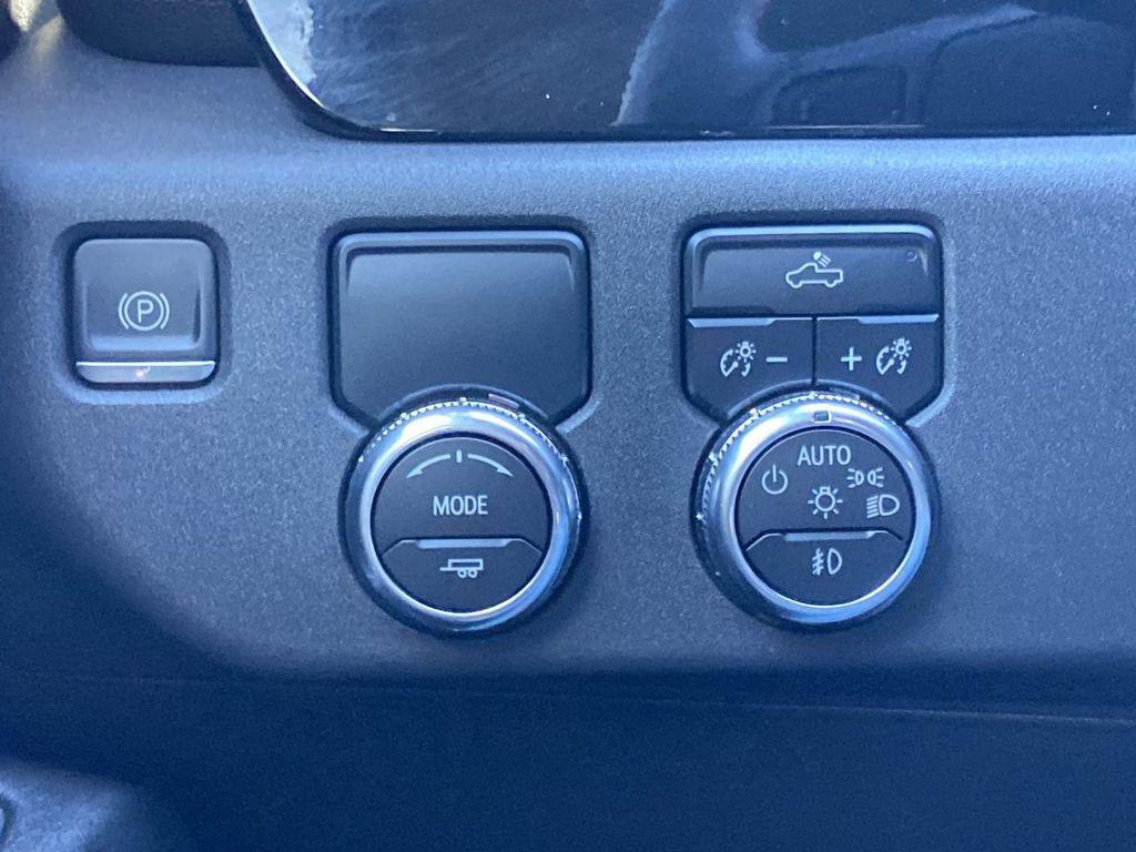 used 2024 GMC Sierra 1500 car, priced at $40,500