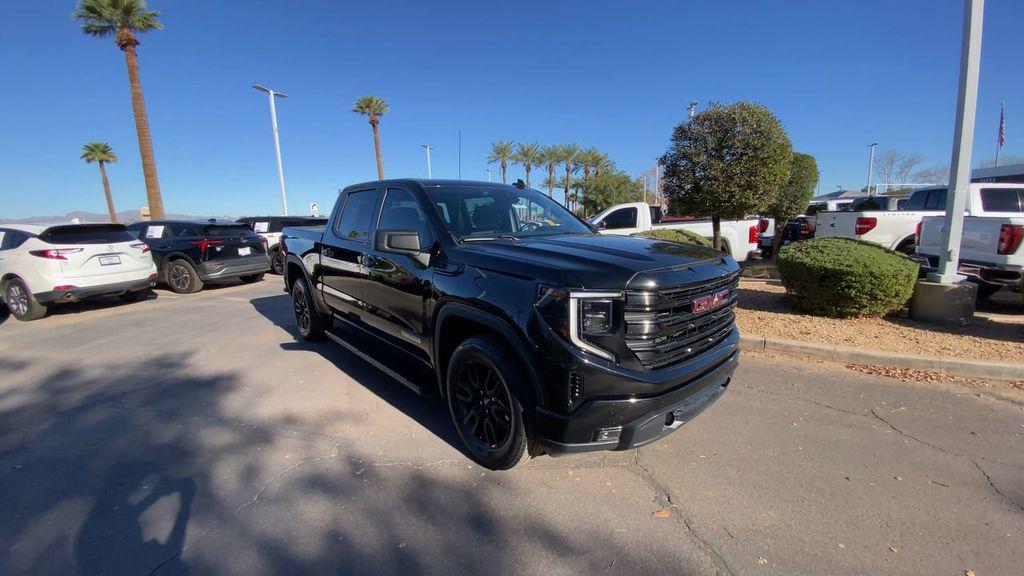used 2024 GMC Sierra 1500 car, priced at $40,500