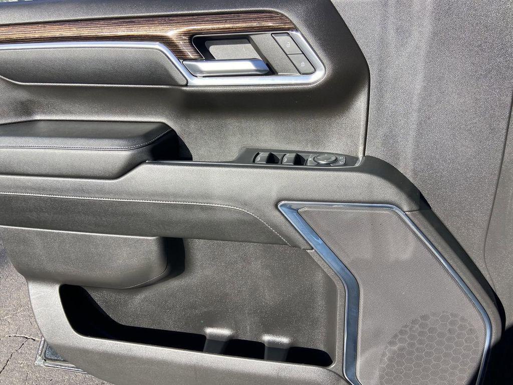 used 2024 GMC Sierra 1500 car, priced at $39,500