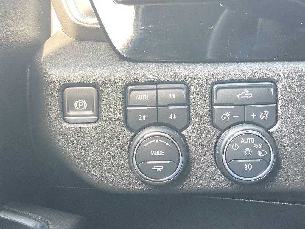 used 2024 Chevrolet Silverado 1500 car, priced at $37,550