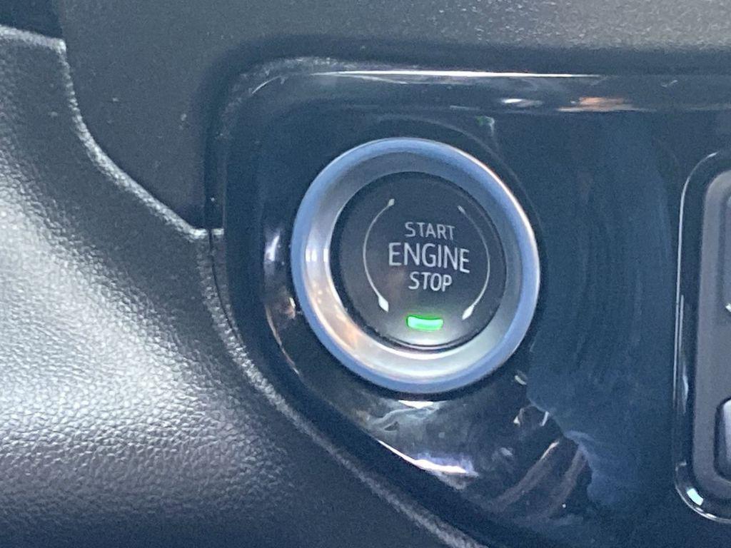 used 2024 Chevrolet Silverado 1500 car, priced at $37,550