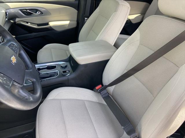 used 2022 Chevrolet Traverse car, priced at $24,996