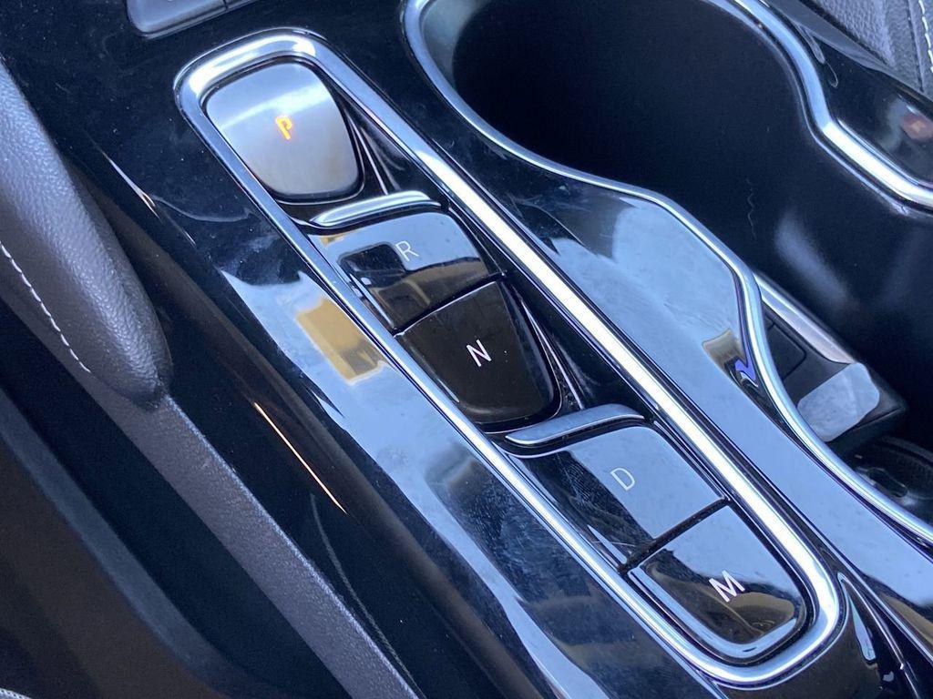 used 2023 Buick Envision car, priced at $25,996
