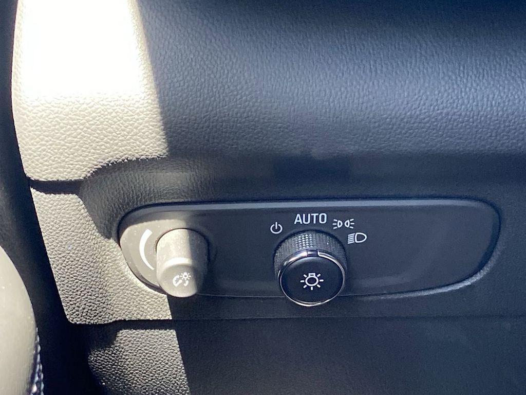 used 2023 Buick Envision car, priced at $25,996