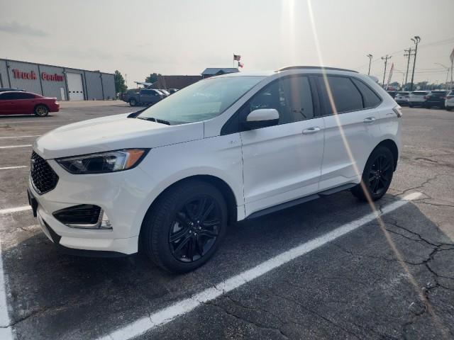 used 2024 Ford Edge car, priced at $38,500