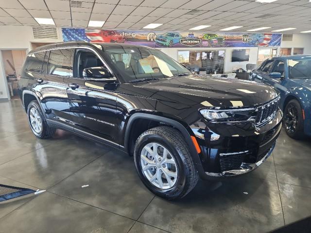 new 2023 Jeep Grand Cherokee L car, priced at $49,900