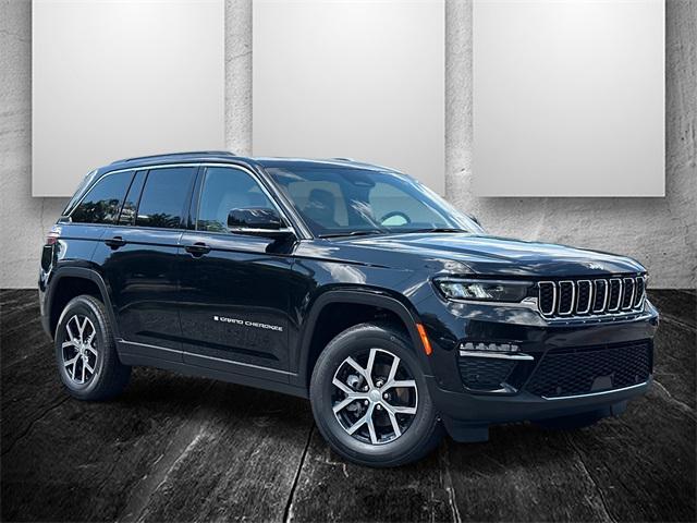 new 2025 Jeep Grand Cherokee car, priced at $45,638