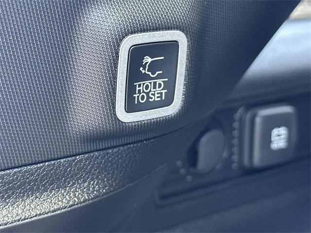new 2025 Jeep Grand Cherokee car, priced at $45,638