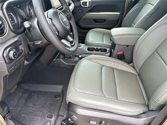 new 2025 Jeep Gladiator car, priced at $52,191