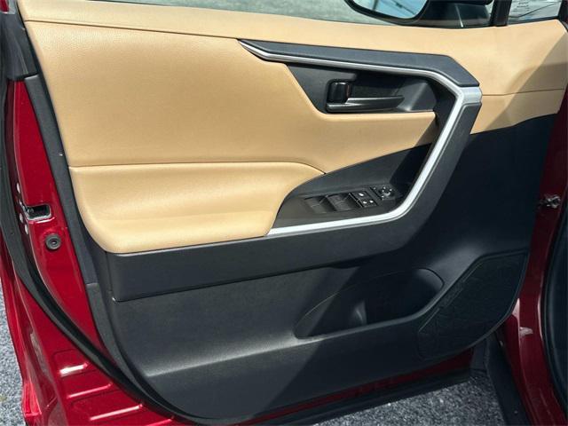 used 2020 Toyota RAV4 car, priced at $22,980