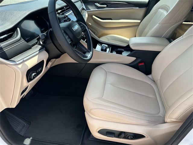 used 2024 Jeep Grand Cherokee L car, priced at $39,980
