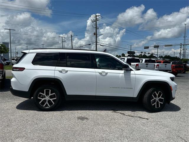 used 2024 Jeep Grand Cherokee L car, priced at $39,980