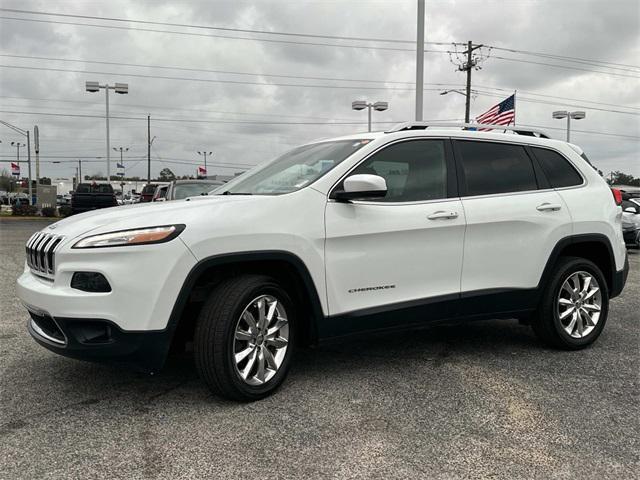 used 2015 Jeep Cherokee car, priced at $14,675