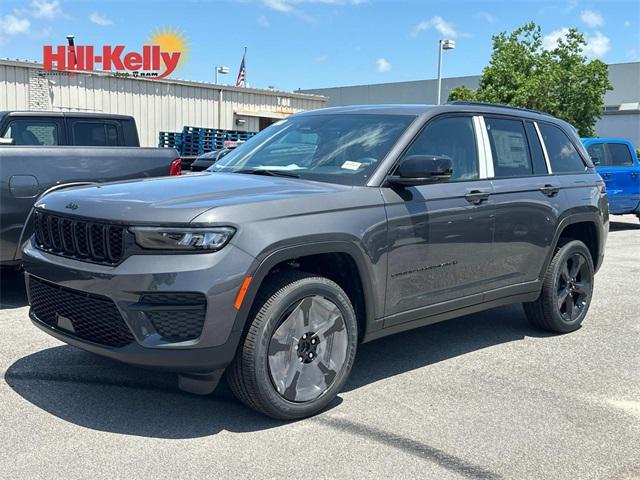 new 2025 Jeep Grand Cherokee car, priced at $45,600
