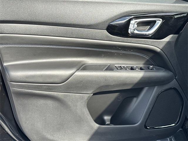 new 2026 Jeep Compass car, priced at $30,185