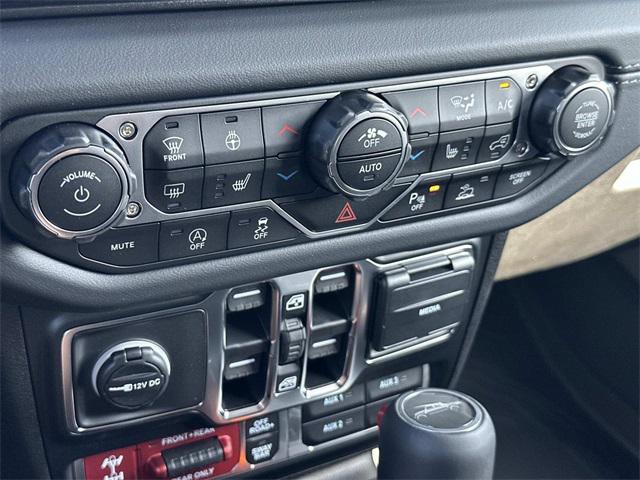 new 2025 Jeep Gladiator car, priced at $57,411