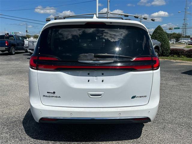 used 2021 Chrysler Pacifica Hybrid car, priced at $26,450