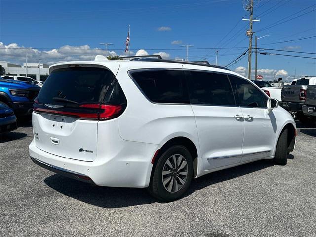 used 2021 Chrysler Pacifica Hybrid car, priced at $26,450