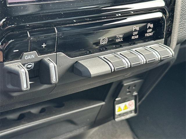 new 2025 Ram 2500 car, priced at $64,394