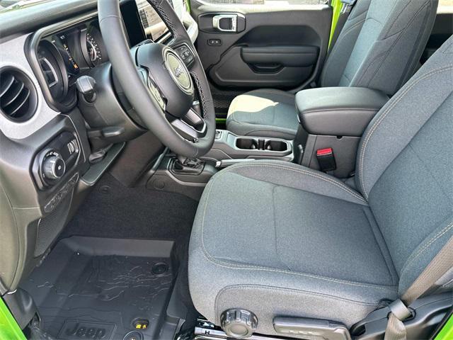 new 2025 Jeep Wrangler car, priced at $51,266
