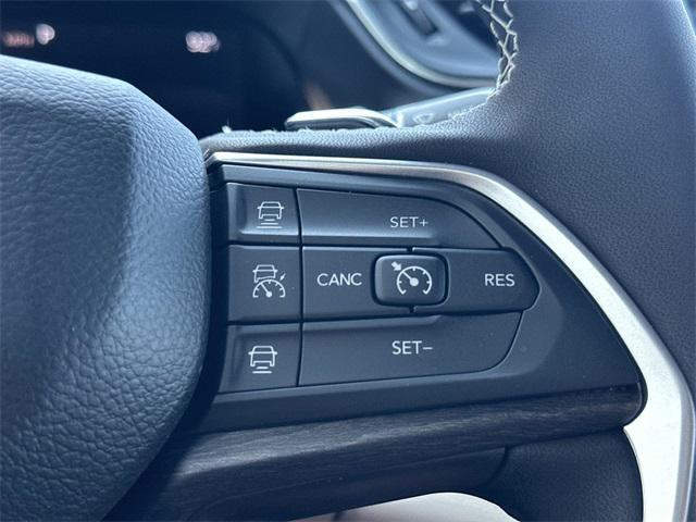 new 2025 Jeep Grand Cherokee car, priced at $47,638